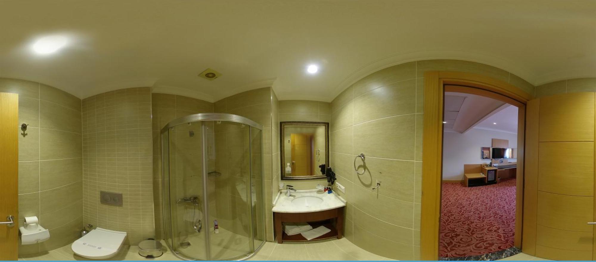 Vois Hotel Atasehir & Spa Istanbul Exterior photo